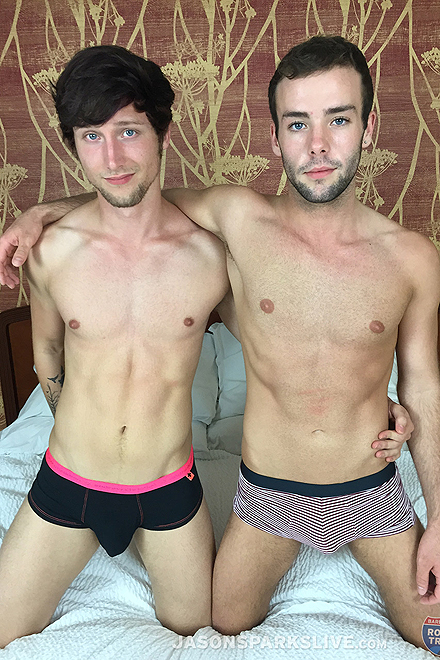 Oliver & Scotty Bareback in Richmond Image